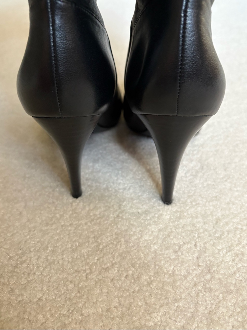 GUESS GENUINE LEATHER
BLACK BOOTS OVER THE KNEE HEELS SIZE 11 Y2K - Picture 4 of 16